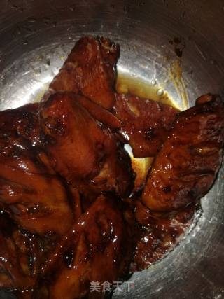 Fried Potato Chips with Chicken Wings recipe