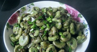 Fried Broad Beans with Sauerkraut