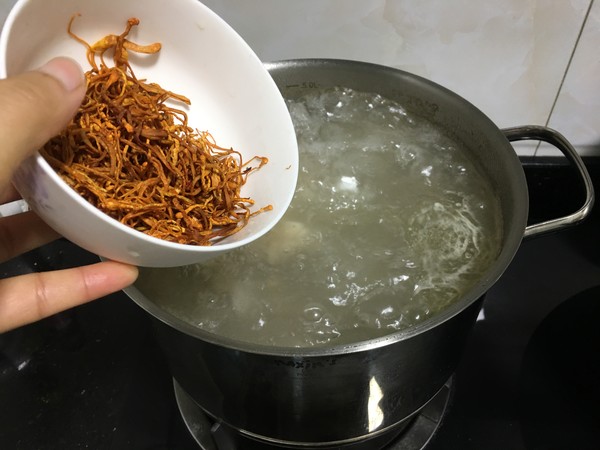 Cordyceps Flower Coconut Big Bone Soup recipe