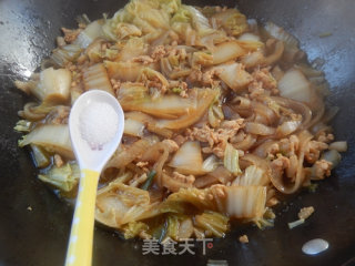 Chinese Cabbage Stewed Wide Noodles recipe