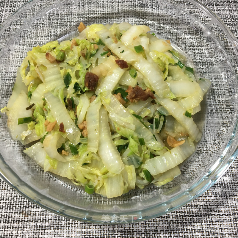 Stir-fried Chinese Cabbage with Oil Dregs recipe