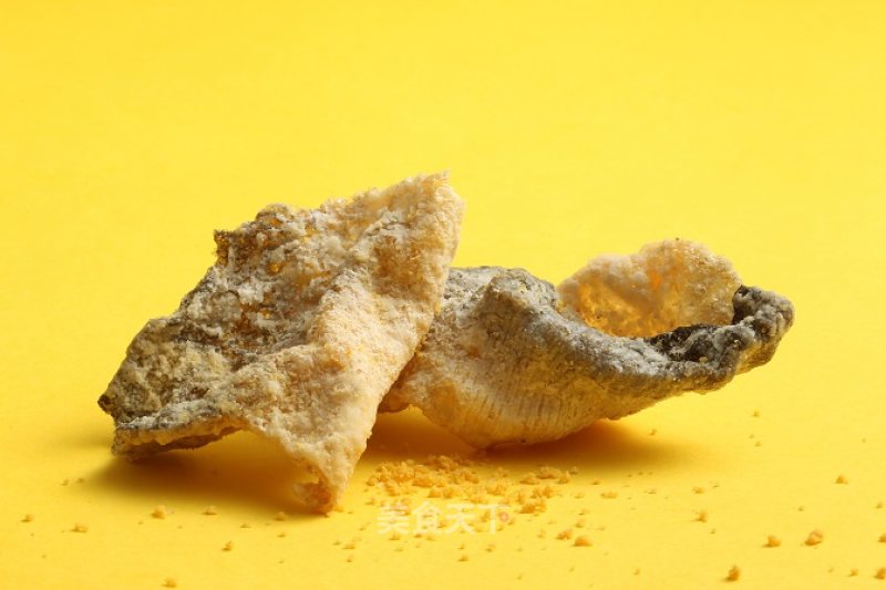 The Practice of Net Red Salted Egg Yolk Fish Skin recipe