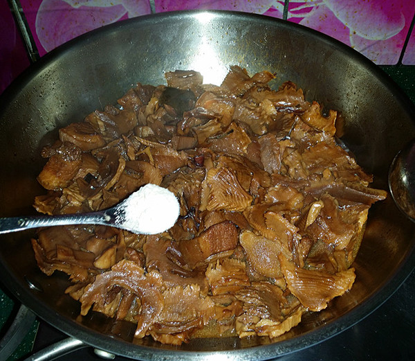 Braised Pork with Winter Bamboo Shoots Tip recipe