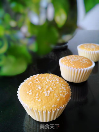 Super Soft and Delicate Sponge Cupcakes recipe