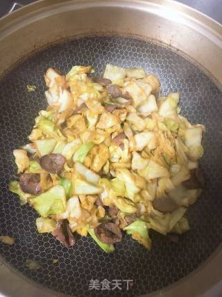Stir-fried Cabbage with Sausage recipe