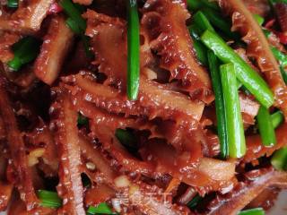 Stir-fried Tripe with Leek Flower recipe