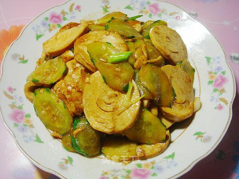 Stir-fried Vegetarian Chicken with Cucumber recipe
