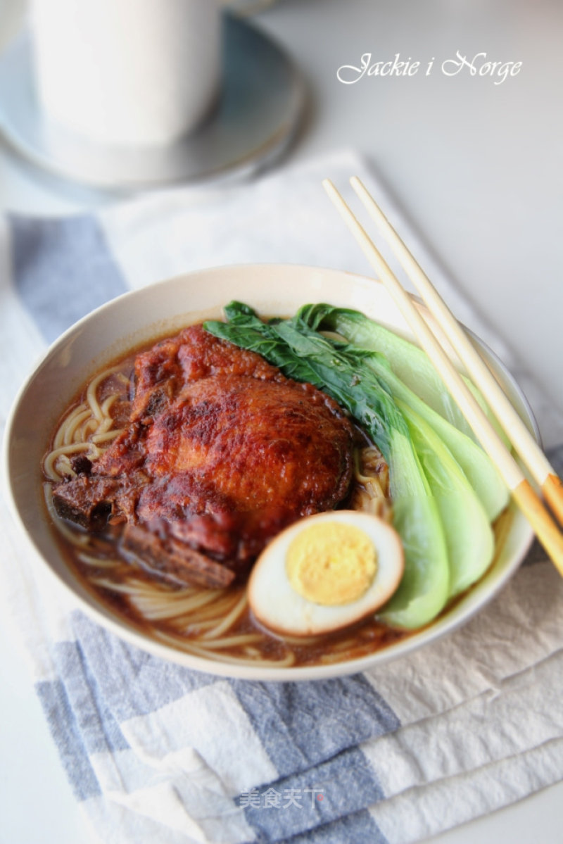 Scallion Braised Spaghetti Noodles recipe