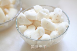 Horseshoe Snow Pear White Fungus Soup recipe