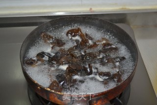 Antihypertensive Salad-【yuba and Fungus Mixed with Cabbage】 recipe