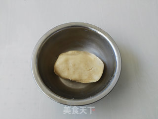 #新良第一节烤大赛# Cantonese-style Lotus Seed Paste Moon Cake recipe