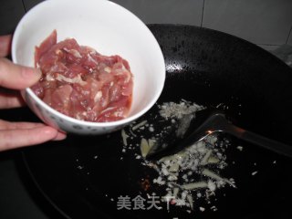 Delicacy-thousands of Fried Pork with Leeks recipe