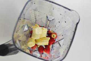 Strawberry Banana Milkshake recipe