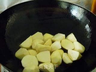 [simple Banquet Dishes in Yiru's Private Room] Roasted Chicken Nuggets with Taro recipe