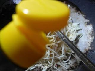 Fried Noodles with Mustard and Rice Noodles recipe