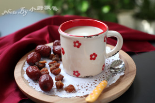 Red Dates and Longan Soy Milk recipe