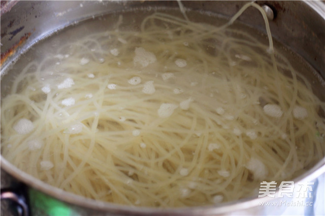 Soy Milk Cold Noodles recipe