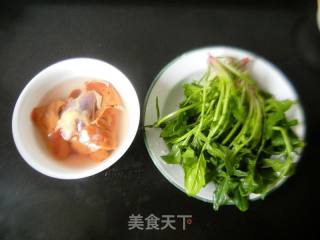 Stir-fried Chicken Liver with Spinach recipe