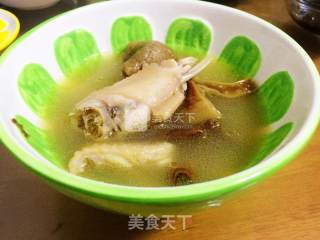 Red Mushroom Chicken Soup recipe