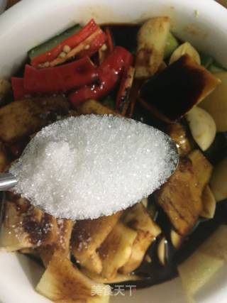 Pickled Cucumbers in Sauce recipe