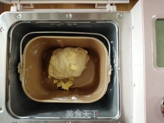 Condensed Milk Wreath Bread recipe