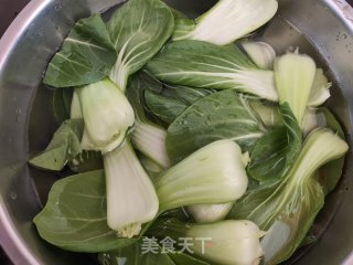 Stir-fried Small Rapeseed recipe