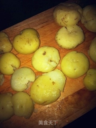 Pan-fried Baby Potatoes recipe