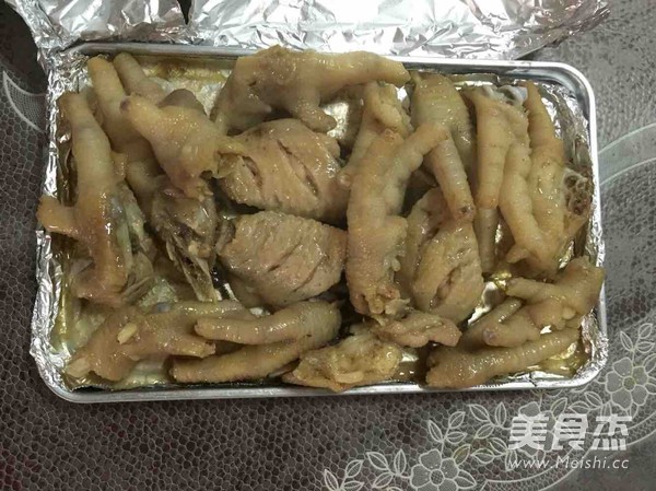 Salt-baked Chicken Feet and Chicken Wings recipe