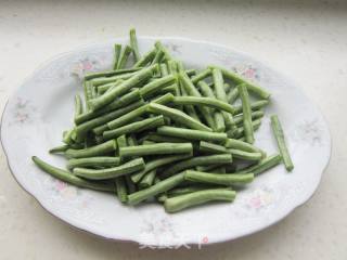 Stir-fried Bacon with Cowpea recipe