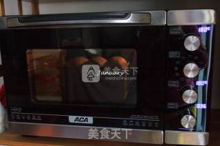 #aca烤明星大赛#black Sesame Toast (medium Species) recipe