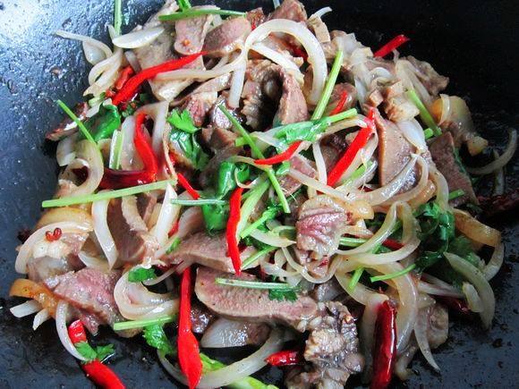 Stir-fried Beef Head recipe