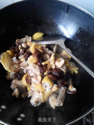 Shiitake Mushroom with Chicken recipe