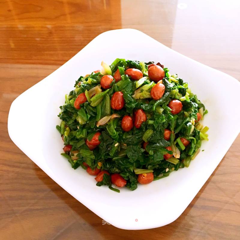 Peanuts Mixed with Spinach recipe