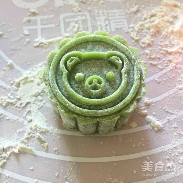 Snowy Moon Cakes (with Bean Paste Recipe) recipe