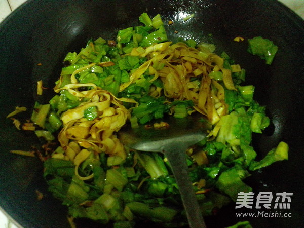 Stir-fried Bean Curd with Lettuce recipe