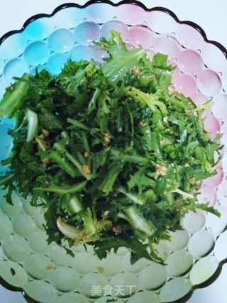 Peanuts Mixed with Bitter Chrysanthemum recipe