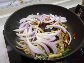 Fried Squid with Onion recipe