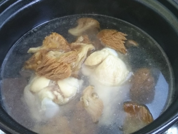 Hericium Mushroom Chicken Soup recipe