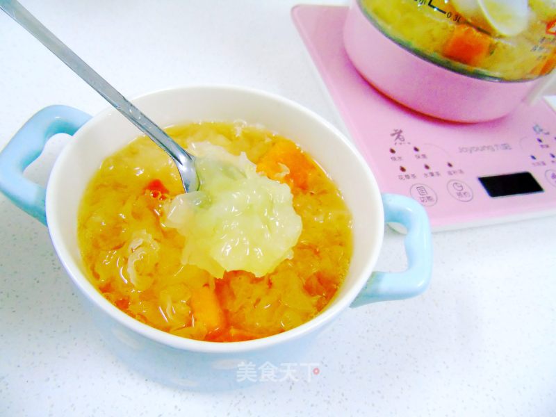 Papaya and Tremella Soup recipe