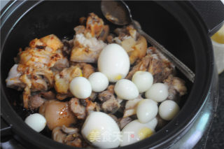 Three Cups of Soy Sauce Pork Trotters recipe