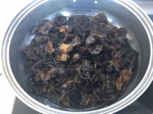 Black Fungus--the King of Vegetarian recipe