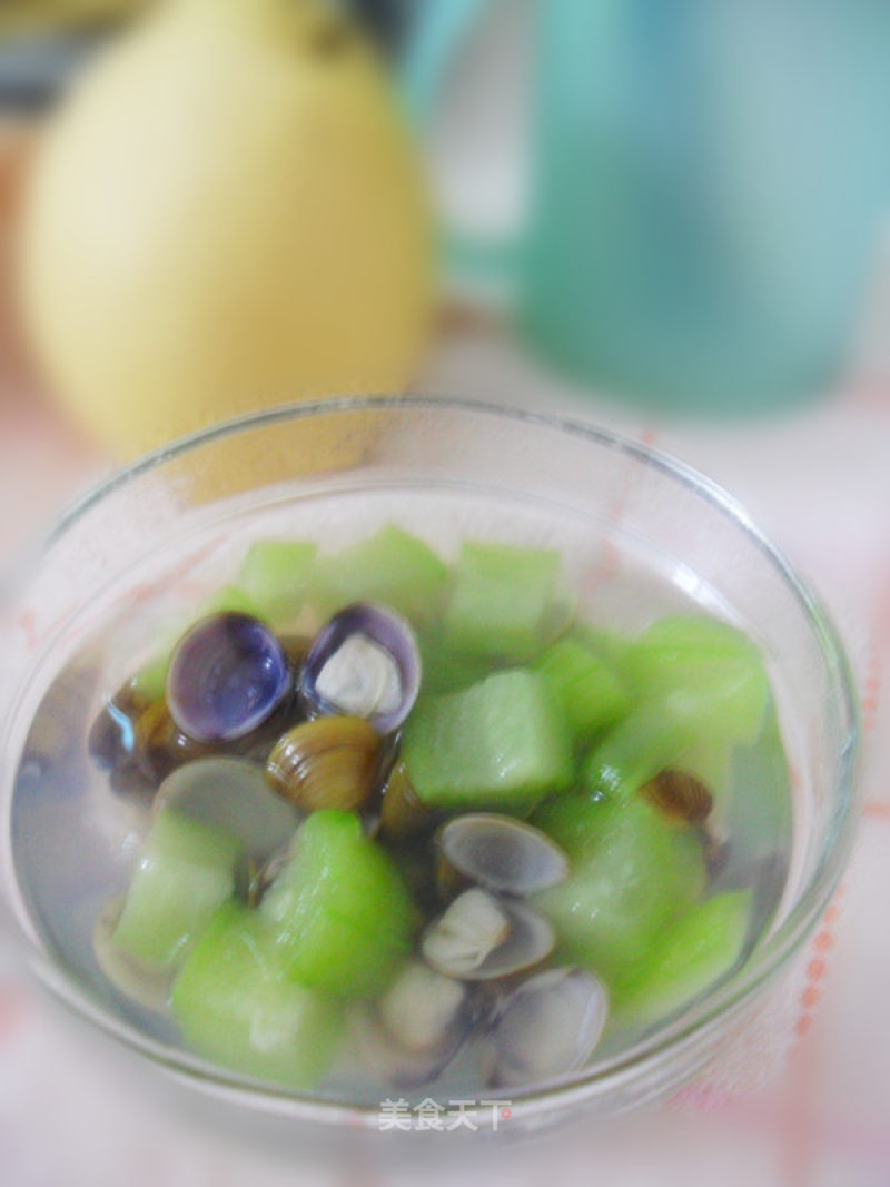 Sand Clam Loofah Soup recipe