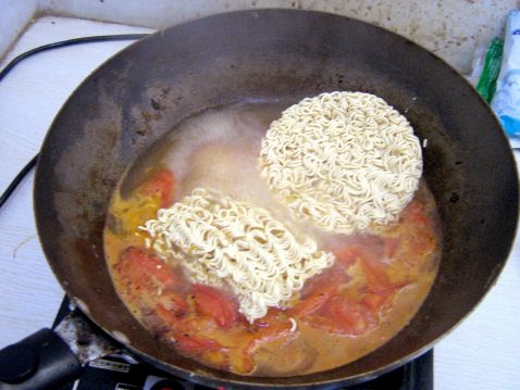 Tomato Instant Noodles recipe