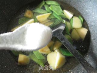 Carob and Potato Wide Noodles recipe