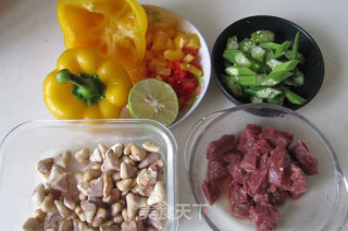 Beef Cubes with Colored Pepper and Water Chestnut recipe