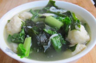 Cabbage Wakame Fish Ball Soup recipe