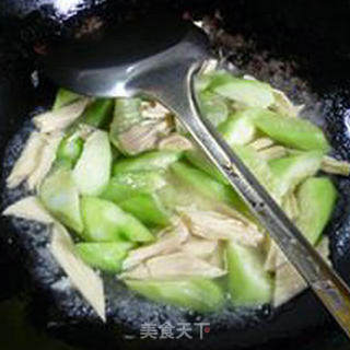 Stir-fried Loofah with Yuba recipe