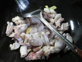 Boiled Bullfrog with Bamboo Shoots and Dried Vegetables recipe