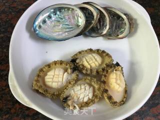 Stewed Abalone with Cordyceps Flower and American Ginseng recipe