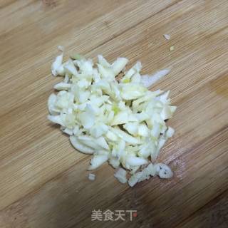 Stir-fried Okra with Garlic recipe
